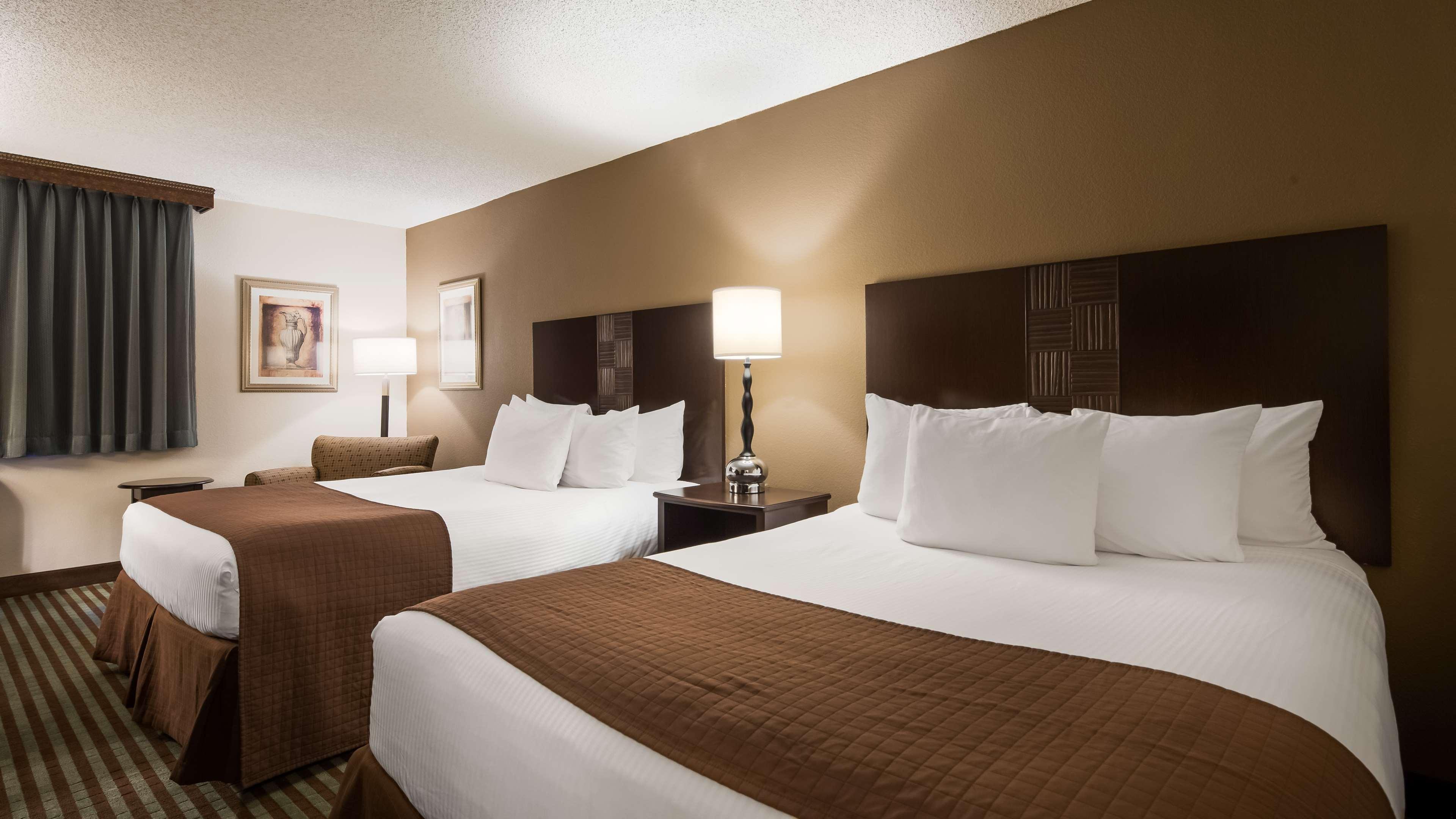 Seville Plaza Hotel, Trademark Collection By Wyndham Hotel Kansas City